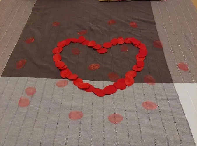 Votrishouse * Fira (Santorini)