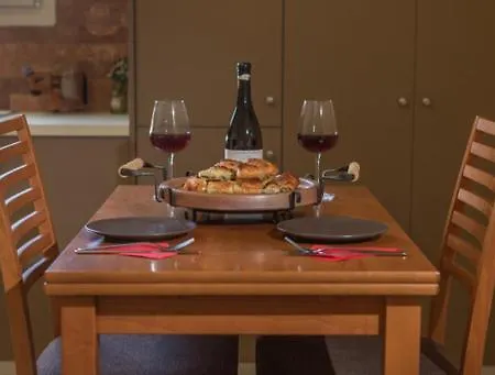 Votrishouse Fira (Santorini)