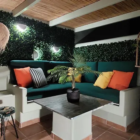 Votrishouse * Fira (Santorini)