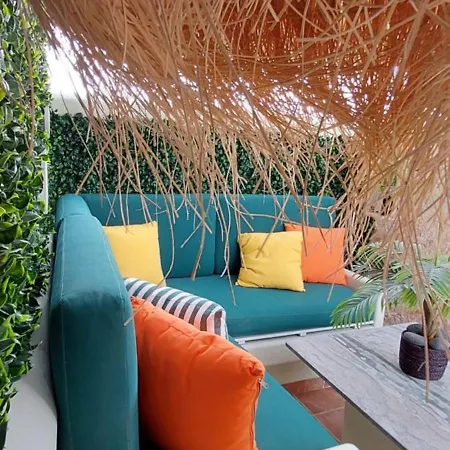 Votrishouse * Fira (Santorini)